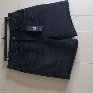 Numero  Tulum high rise relaxed mid thigh short black 27w